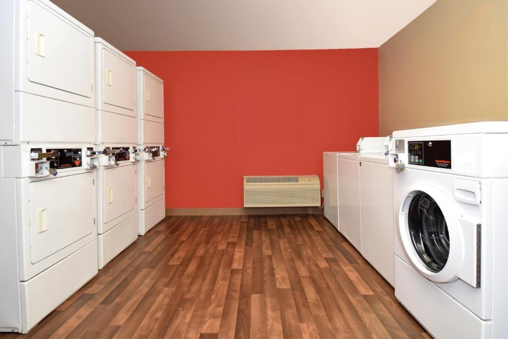 Extended Stay America Suites - Detroit - Southfield - I-696 Farmington Hills Εξωτερικό φωτογραφία