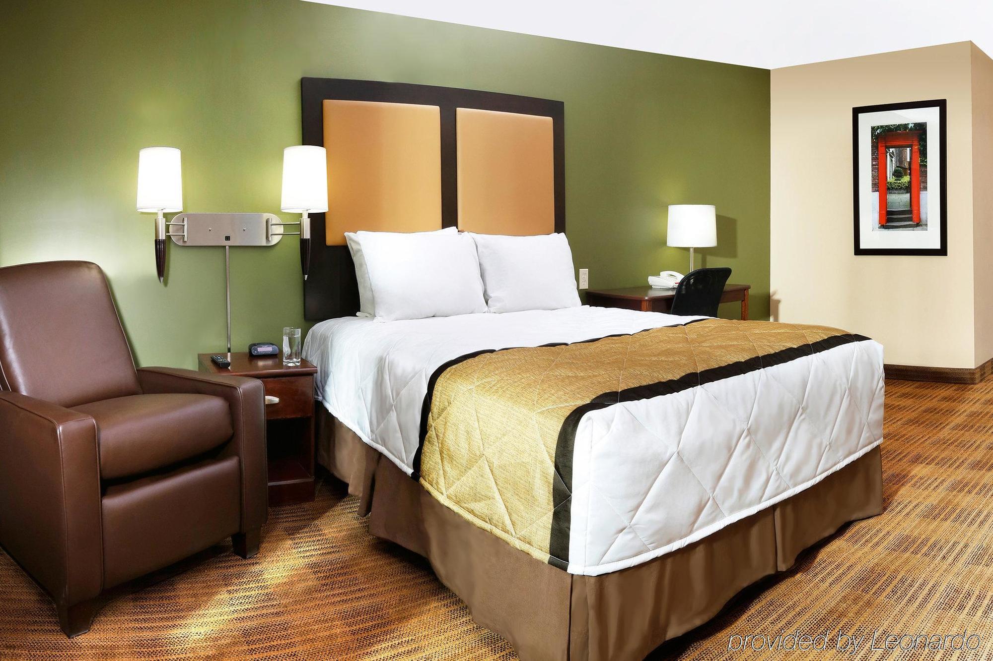 Extended Stay America Suites - Detroit - Southfield - I-696 Farmington Hills Εξωτερικό φωτογραφία